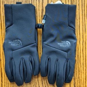 Make offer!! Brand New north face gloves e tip